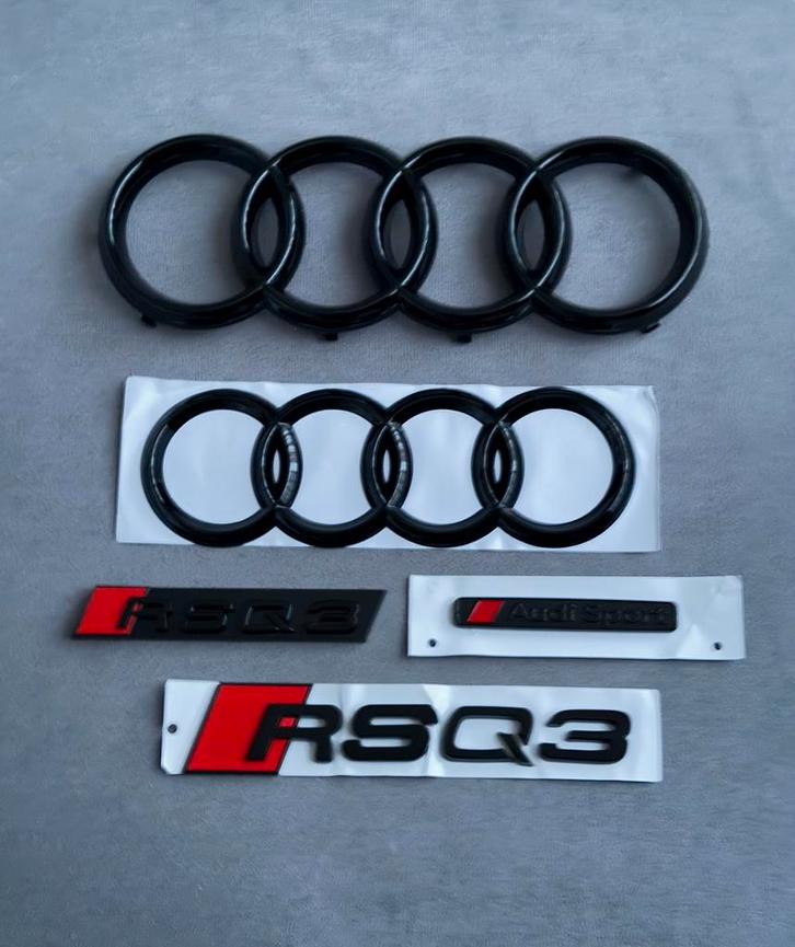 Audi RSQ3 Zwarte Emblemen Set – Direct Leverbaar!, Auto diversen, Tuning en Styling, Ophalen of Verzenden