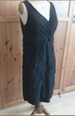 Hele mooie zwarte gevoerde jurk met strookjes 4de gratis, Kleding | Dames, Maat 38/40 (M), Ophalen of Verzenden, Onder de knie
