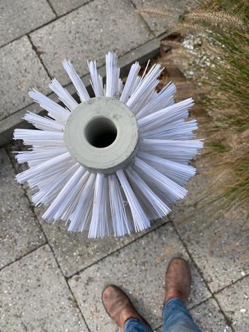 Borstelwals kunststof  beschikbaar voor biedingen