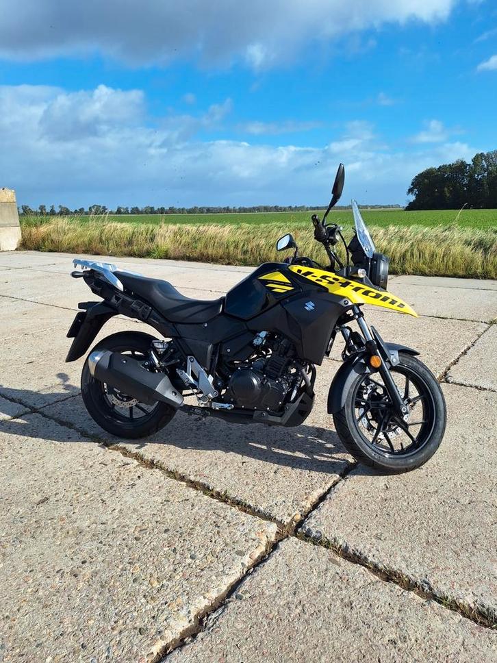 Suzuki V-Strom 250 Nieuwstaat!, Motoren, Motoren | Suzuki, Particulier, Toermotor, 12 t/m 35 kW, 2 cilinders, Minimaal motorrijbewijs A1