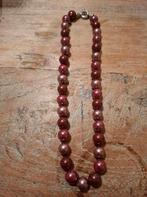 Stoere parelketting  bordeaux, Sieraden, Tassen en Uiterlijk, Kettingen, Ophalen of Verzenden, Zo goed als nieuw, Rood, Overige materialen