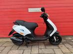 Super nette piaggio zip brom slechts 5774 bj 2015 1eige, Fietsen en Brommers, Scooters | Peugeot, Ophalen, Overige modellen, Maximaal 45 km/u