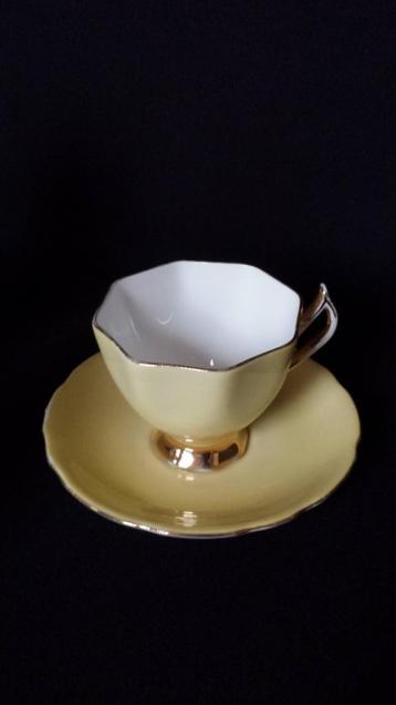 Vintage grote HEREN Kop & Schotel Geel ~ GLADSTONE England beschikbaar voor biedingen