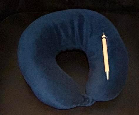 Eén Reiskussen, Huis en Inrichting, Woonaccessoires | Kussens, Zo goed als nieuw, Blauw, Vierkant, Ophalen