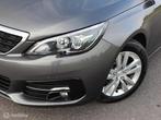 Peugeot 308 SW 1.2 PT 110 PK H6 Executive Navigatie Panodak, Voorwielaandrijving, Gebruikt, 1199 cc, Origineel Nederlands