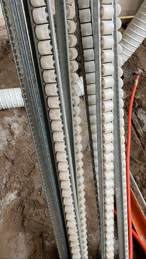 Pallet Rollerbaan Rails - 8 Stuks, Doe-het-zelf en Verbouw, Kratten en Dozen, Ophalen
