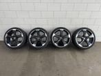 Audi OEM RS3 19 inch zwarte rotors zomerset Pirelli's, Gebruikt, Banden en Velgen, 235 mm, Personenwagen