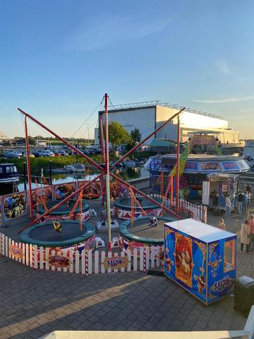 Te huur! Bungee Trampoline XL op uw feest of evenement! beschikbaar voor biedingen