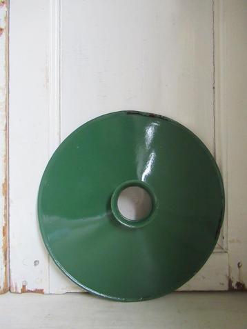 ~ oud emaille lampenkapje, bricbracbrocante ~ beschikbaar voor biedingen