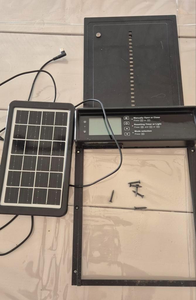 Premium nestgard kippendeur, Dieren en Toebehoren, Pluimvee | Toebehoren, Zo goed als nieuw, Overige typen, Ophalen of Verzenden