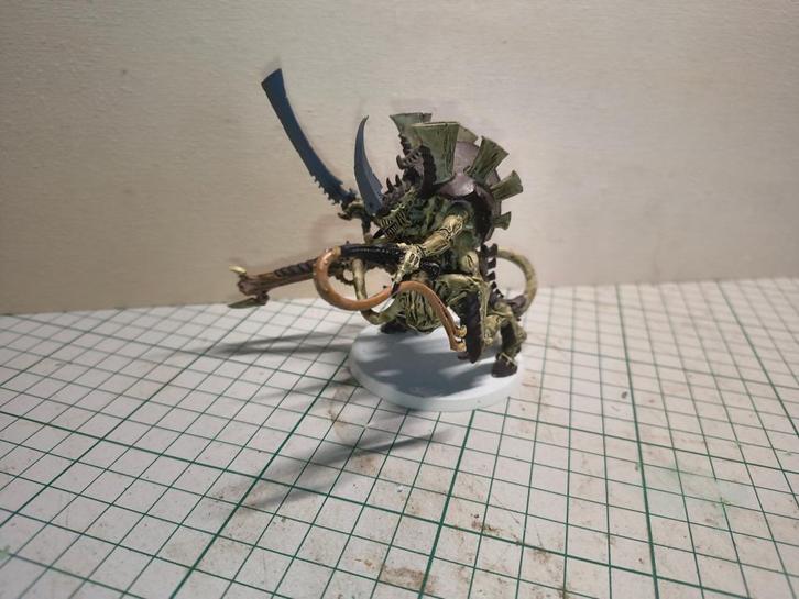 warhammer 40K Tyranids Hive tyrant (metaal), Hobby en Vrije tijd, Wargaming, Gebruikt, Warhammer, Figuurtje(s), Geverfd, Ophalen of Verzenden