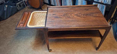 Jaren 60 bijzettafel/trolley met schuiflade, Huis en Inrichting, Tafels | Bijzettafels, Gebruikt, Rechthoekig, 60 cm of meer, Hout