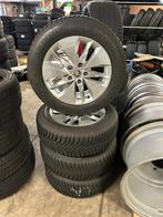 Lichtmetalen velgen Skoda Octavia met 205/60R16 winterbanden, Auto-onderdelen, Banden en Velgen, Ophalen, Gebruikt, 16 inch, Banden en Velgen