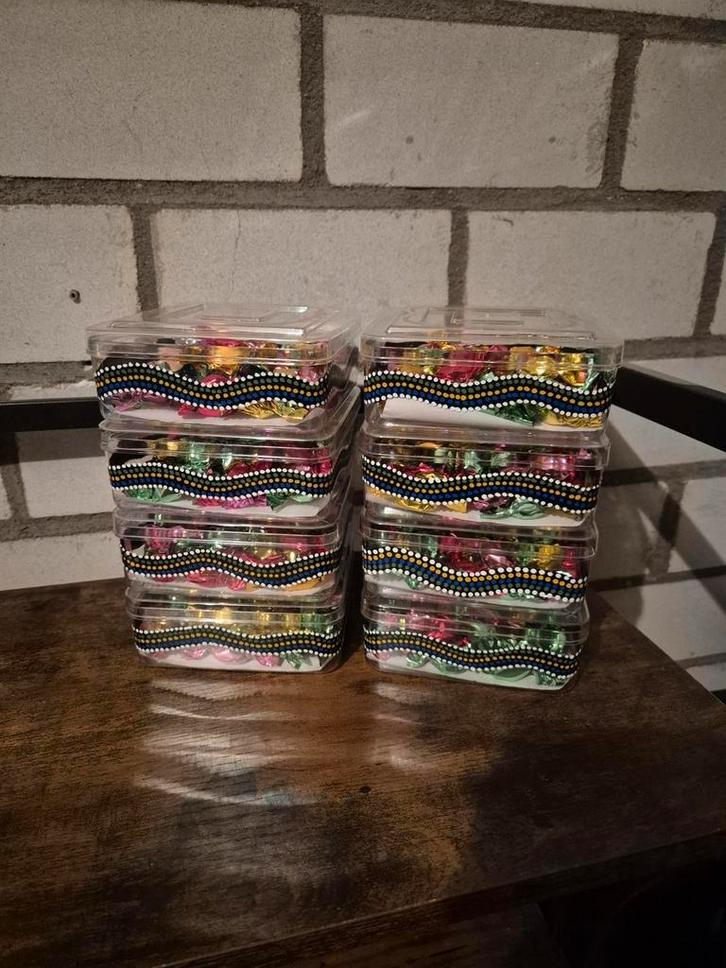 Aboriginal handpainted - 8 stuks - inclusief inhoud, Hobby en Vrije tijd, Feestartikelen, Nieuw, Overige, Ophalen of Verzenden