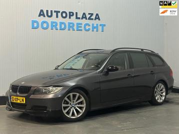 BMW 3-serie Touring 318i High Executive beschikbaar voor biedingen