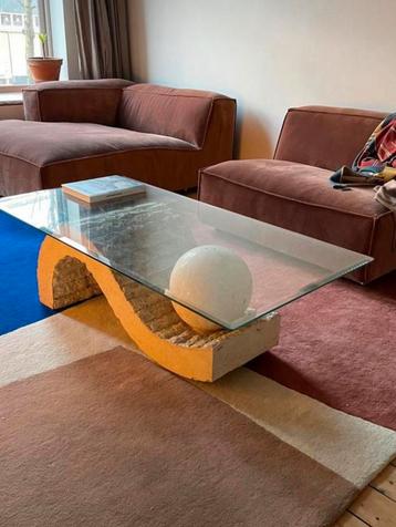 Vintage salontafel glas natuursteen design beschikbaar voor biedingen