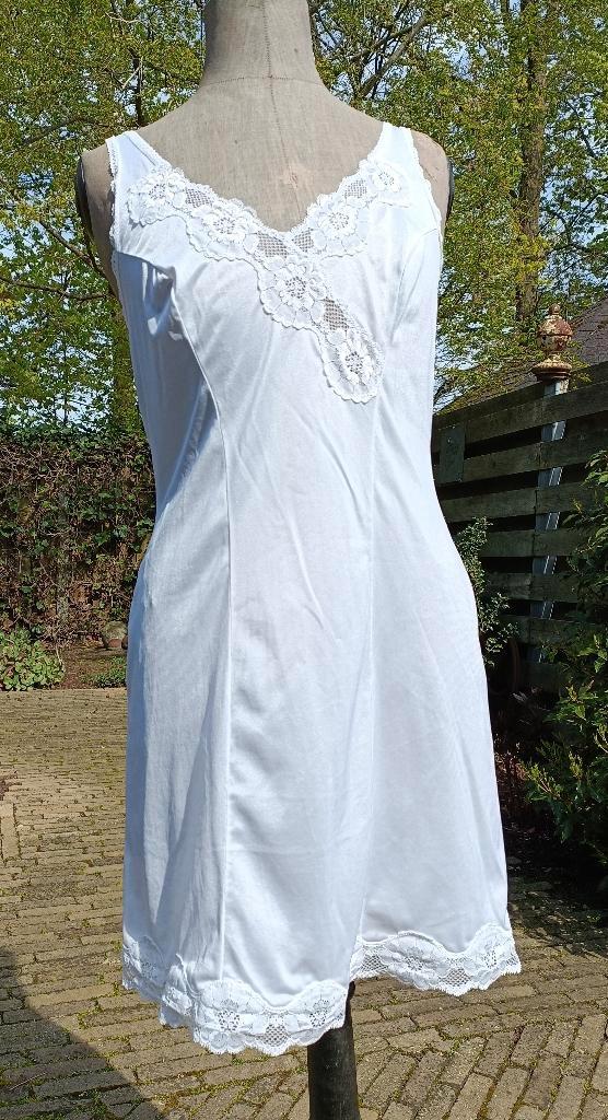 Origineel vintage negligé onderjurk nachthemd. Maat 42 (AN2), Kleding | Dames, Ondergoed en Lingerie, Nachtkleding, Wit, Ophalen of Verzenden