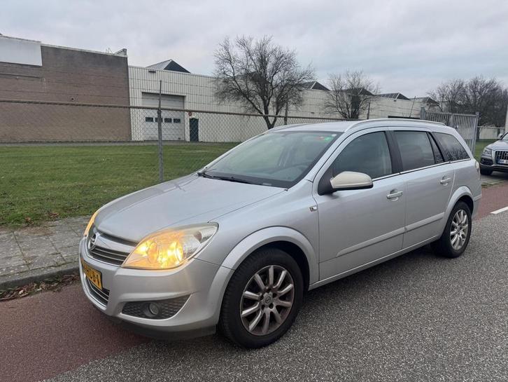 Opel Astra Wagon 1.8 Temptation Airco, Auto's, Opel, Bedrijf, Te koop, Astra, Airbags, Airconditioning, Alarm, Boordcomputer, Centrale vergrendeling