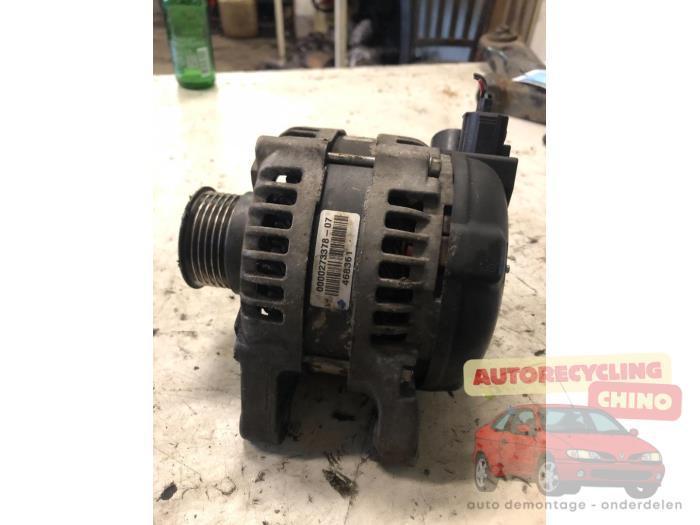 Dynamo van een Volvo V50, Auto-onderdelen, Motor en Toebehoren, Volvo, Gebruikt, 3 maanden garantie, Ophalen