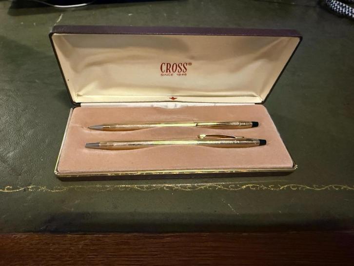 Cross potlood en pen classic gold, Verzamelen, Pennenverzamelingen, Gebruikt, Balpen, Cross, Met doosje, Ophalen of Verzenden