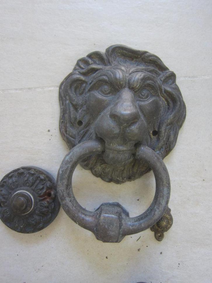 deurbeslag koperen messing deurklopper en ZEER OUD, Tuin en Terras, Brievenbussen, Zo goed als nieuw, Overige materialen, Ophalen of Verzenden