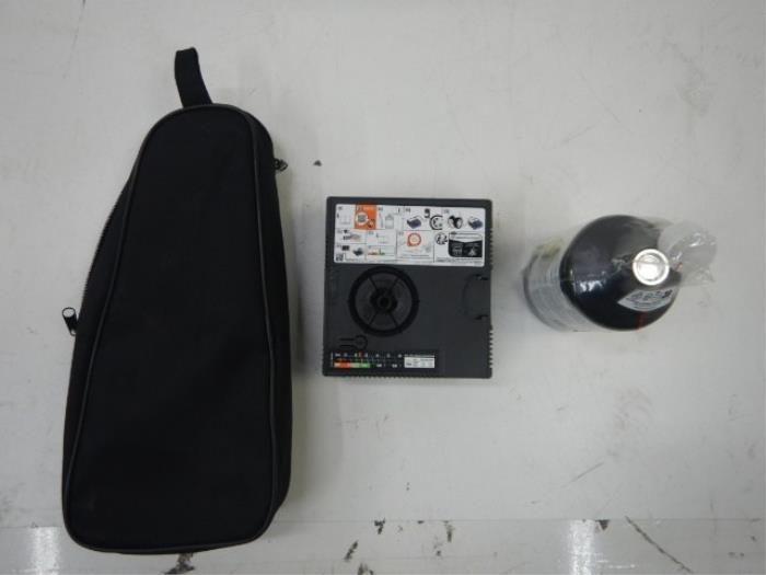 Compressor Volkswagen ID.3 (22740290), Auto-onderdelen, Overige Auto-onderdelen, Gebruikt, Ophalen