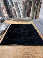 Vloerkleed Landro 25 l Whoon | Meubilex l van €689 voor €399, Ophalen, Gebruikt, Zwart, 200 cm of meer