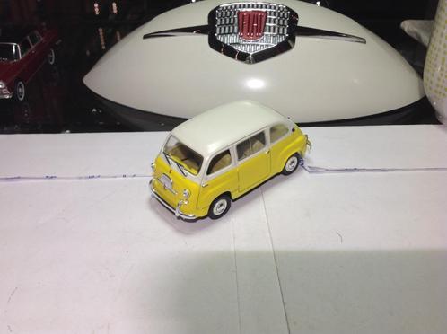 Fiat 600 Multipla van Norev zonder doosje 1:43, Hobby en Vrije tijd, Modelauto's | 1:43, Nieuw, Auto, Overige merken, Ophalen of Verzenden