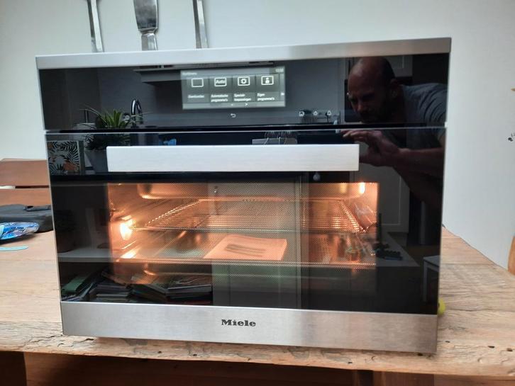 Luxe uitgebreide Miele combi stoomoven oven DGC6805 vaste wa, Witgoed en Apparatuur, Ovens, Zo goed als nieuw, Inbouw, Oven met grill