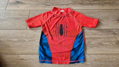 Marvel Spiderman UV blokkerend shirt maat 116, Kinderen en Baby's, Kinderkleding | Kinder-zwemkleding, Gebruikt, Zwembroek, Jongen