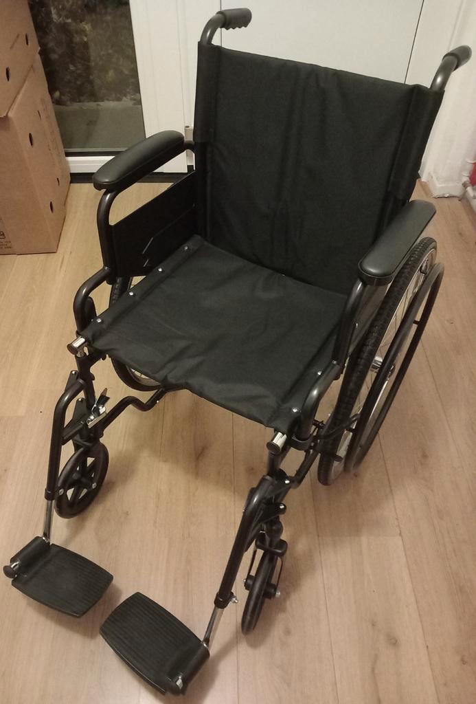 Opvouwbare rolstoel nieuw weinig gebruikt, Diversen, Rolstoelen, Duwrolstoel, Ophalen