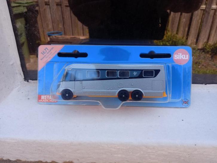 Niesmann Bischoff Camper Siku 1671, Hobby en Vrije tijd, Modelauto's | Overige schalen, Nieuw, Auto, Ophalen