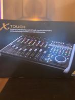 Behringer X-Touch Universal Control Surface, Ophalen of Verzenden, Zo goed als nieuw, Minder dan 5 kanalen, Microfooningang