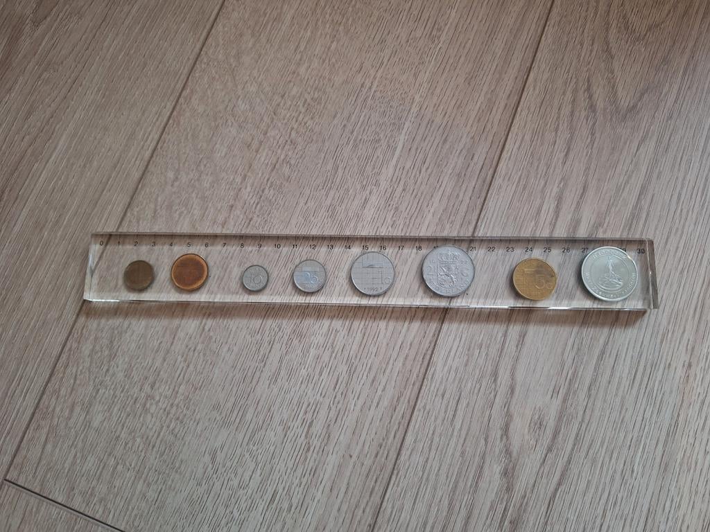 Liniaal met guldens, Postzegels en Munten, Munten | Nederland, Ophalen of Verzenden, Koningin Juliana, 1 gulden