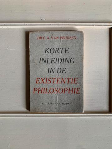 Korte inleiding in de existentie philosophie, CA van Peursen beschikbaar voor biedingen