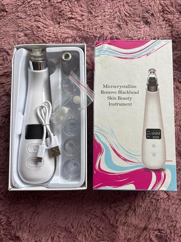 Nieuwe Blackhead Remover - Huidverzorgingsapparaat beschikbaar voor biedingen