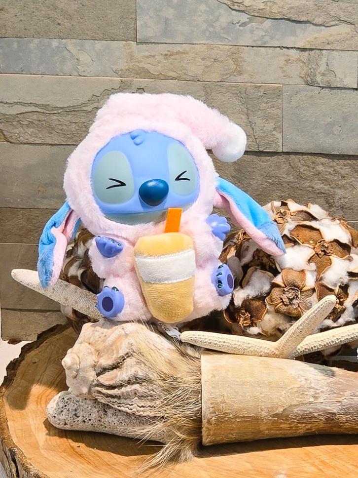  Stitch Labubu – Milk Tea Variant nu verkrijgbaar! Met Doos, Verzamelen, Poppetjes en Figuurtjes, Nieuw, Ophalen of Verzenden