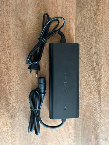 Cowboy Batterij Lader z.g.a.n. beschikbaar voor biedingen