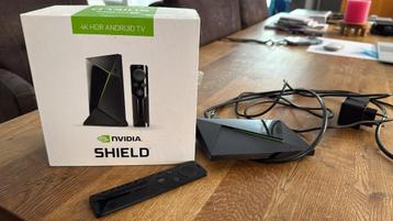 NVIDIA Shield TV (met afstandsbediening en originele doos) beschikbaar voor biedingen