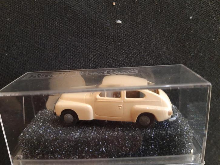Volvo PV544 wit – Praliné 1:87 H0, Hobby en Vrije tijd, Modelauto's | 1:87, Zo goed als nieuw, Auto, Overige merken, Ophalen of Verzenden