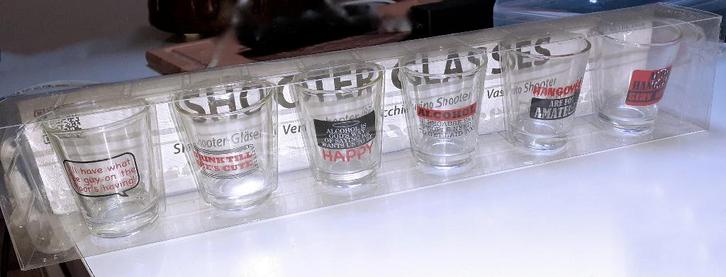 keuken Out of the Blue set 6 shot glaasjes shooter glasses, Huis en Inrichting, Keuken | Servies, Nieuw, Glas of Glazen, Overige stijlen