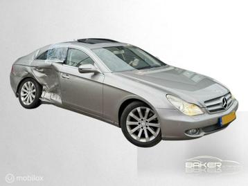 Buitenspiegel rechts Mercedes CLS-klasse C219 ('04-'10) beschikbaar voor biedingen