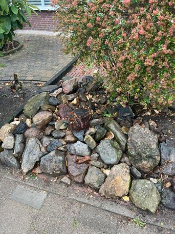 Gratis keien beschikbaar voor biedingen