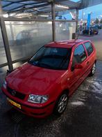 Volkswagen Polo 1.4 44KW 2001 Rood, Auto's, Volkswagen, Voorwielaandrijving, Zwart, 4 cilinders, Origineel Nederlands