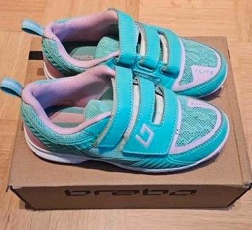 Brabo Flite Hockey Schoenen Maat 30 Mint groen/roze beschikbaar voor biedingen