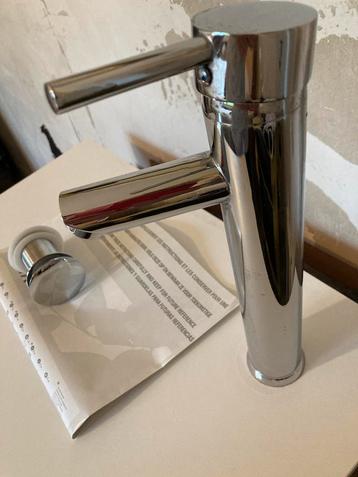 Hoge wastafel kraan hoogte 30,3 cm beschikbaar voor biedingen