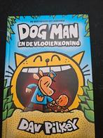 Dog man en de vlooienkoning, Boeken, Kinderboeken | Jeugd | onder 10 jaar, Ophalen, Zo goed als nieuw