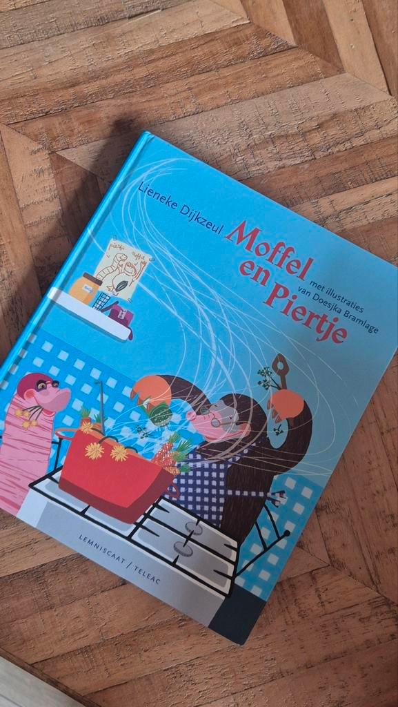 Moffel en Piertje - Leuk Voorleesboek!, Boeken, Kinderboeken | Kleuters, Zo goed als nieuw, Fictie algemeen, 5 of 6 jaar, Jongen of Meisje