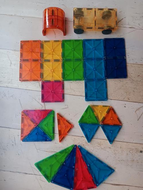 Magna-Tiles grote set tegels wagen 28, Kinderen en Baby's, Speelgoed | Bouwstenen, Zo goed als nieuw, K'nex, Ophalen of Verzenden