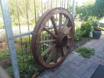 oud karrewiel   130  doorsnede   beschikbaar voor biedingen